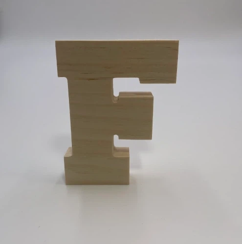 लकड़ी का पत्र एफ